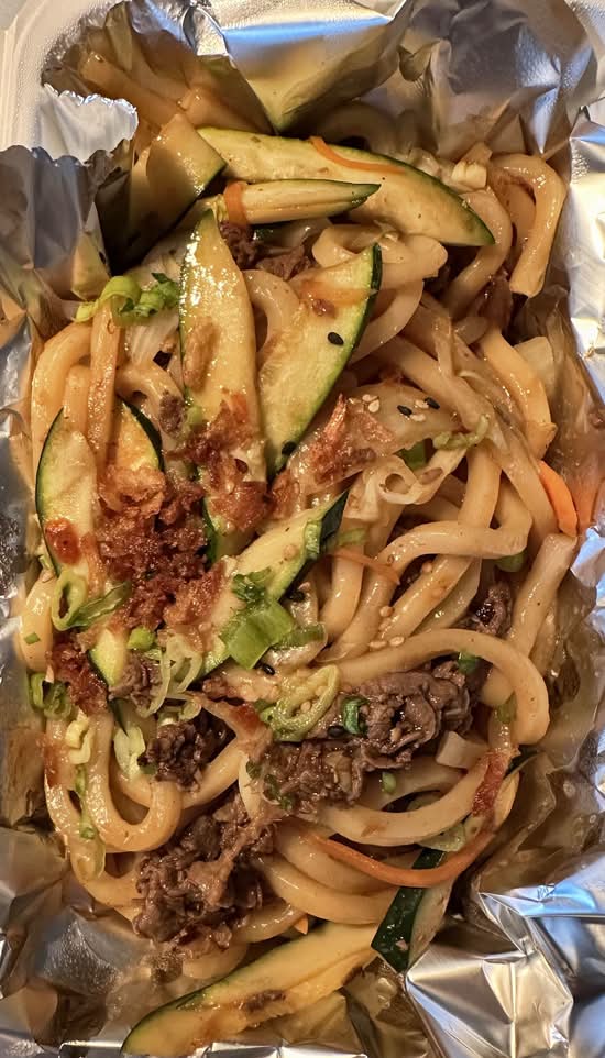 UN2. Beef Yaki Udon 日式牛肉炒乌冬